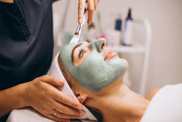ladies beauty facial services